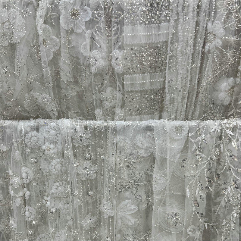 Decorația din dantelă a miresei: Eleganță eternă pentru rochia ta de mireasă de vis